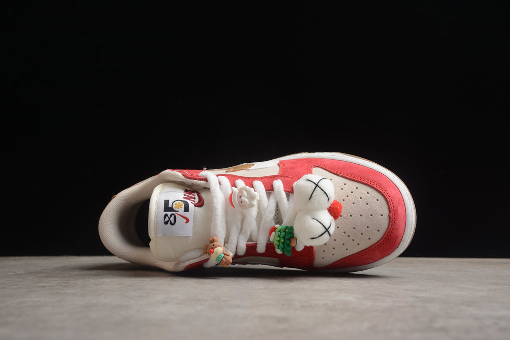 Dunk SB – Rojo / Beigie / Marrón / Blanco
