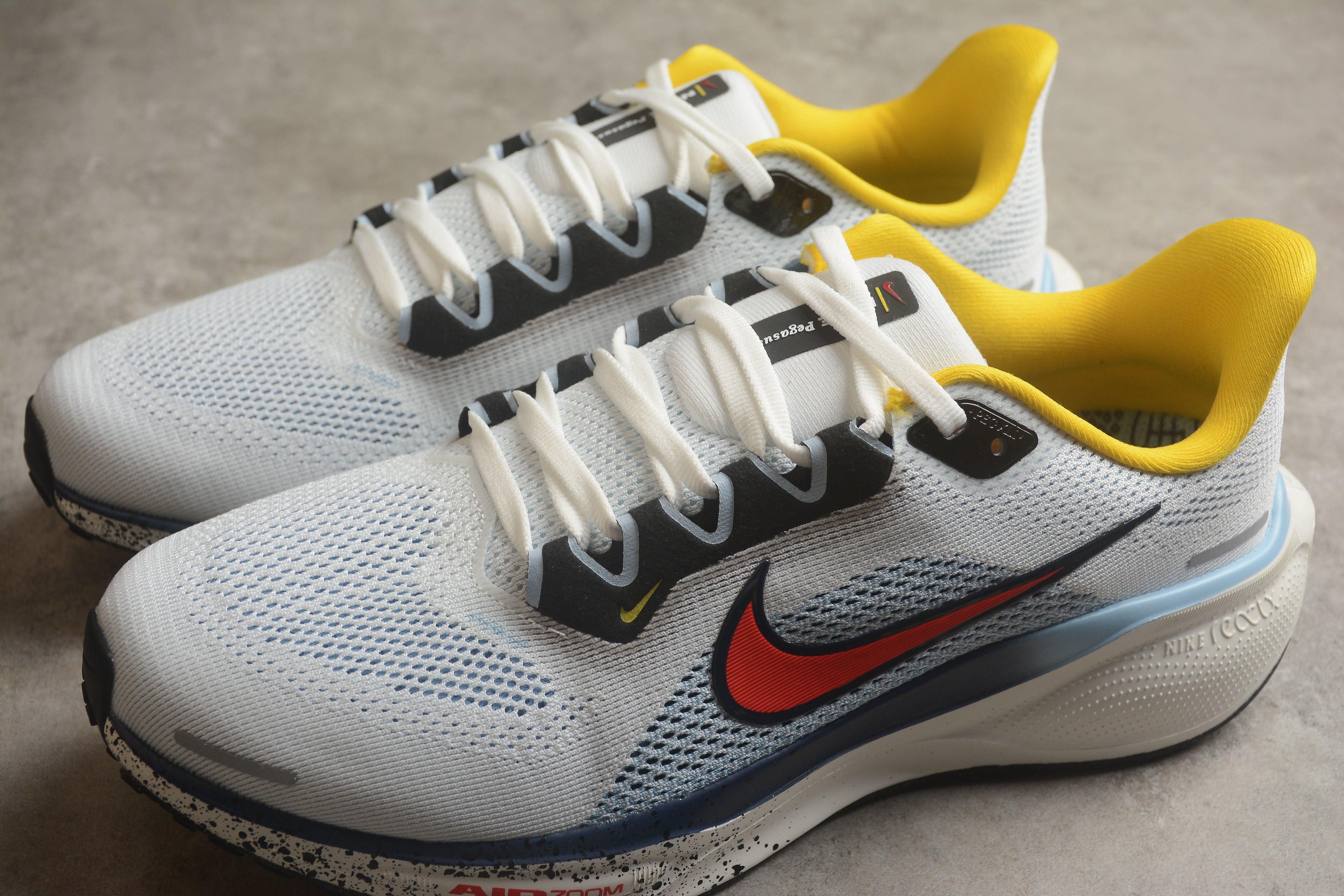 Pegasus 41 – Blanco