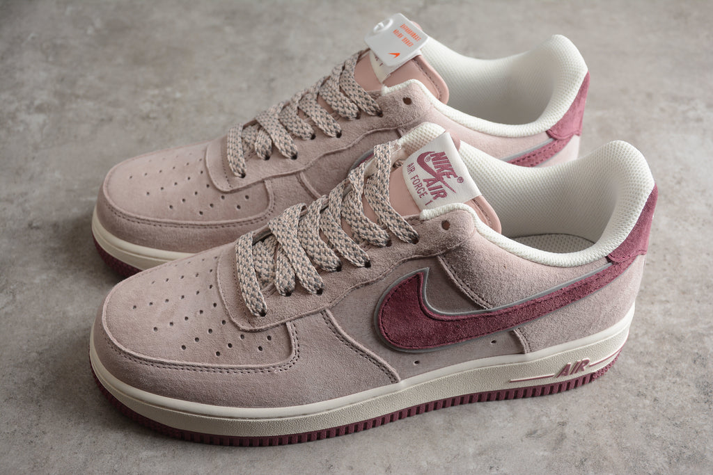 Air Force 1 Low – Lila / Suela Blanca