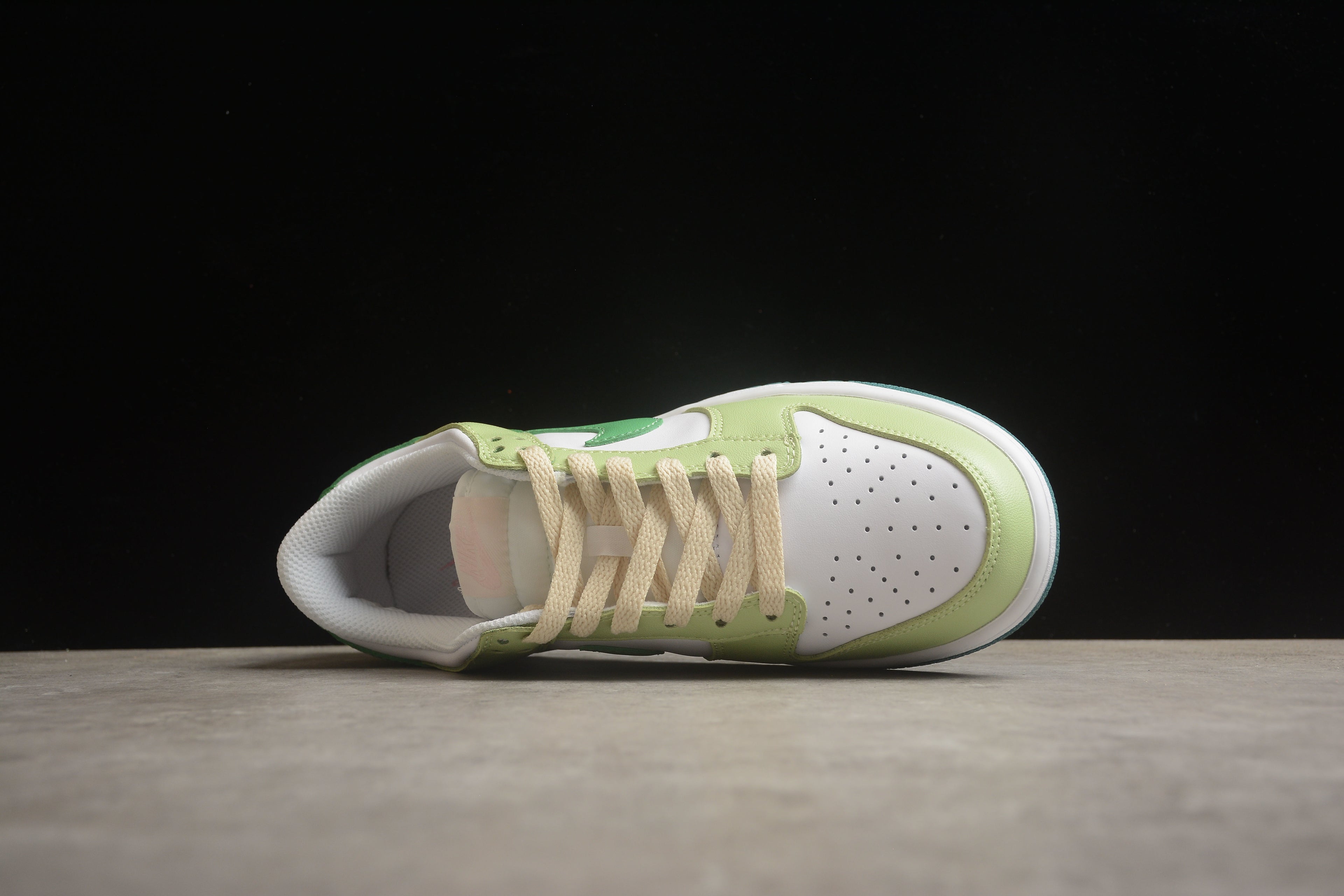 Dunk SB – Verde Claro / Blanco