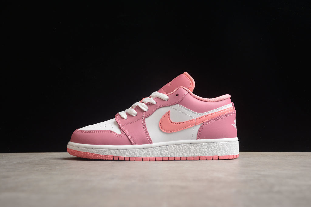 Jordan 1 Low – Rosa / Blanco