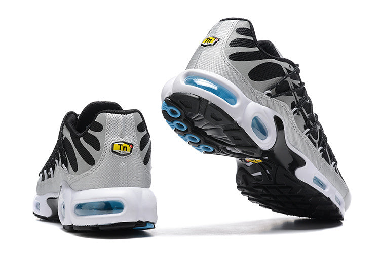 Air Max Plus Utility – Gris / Negro