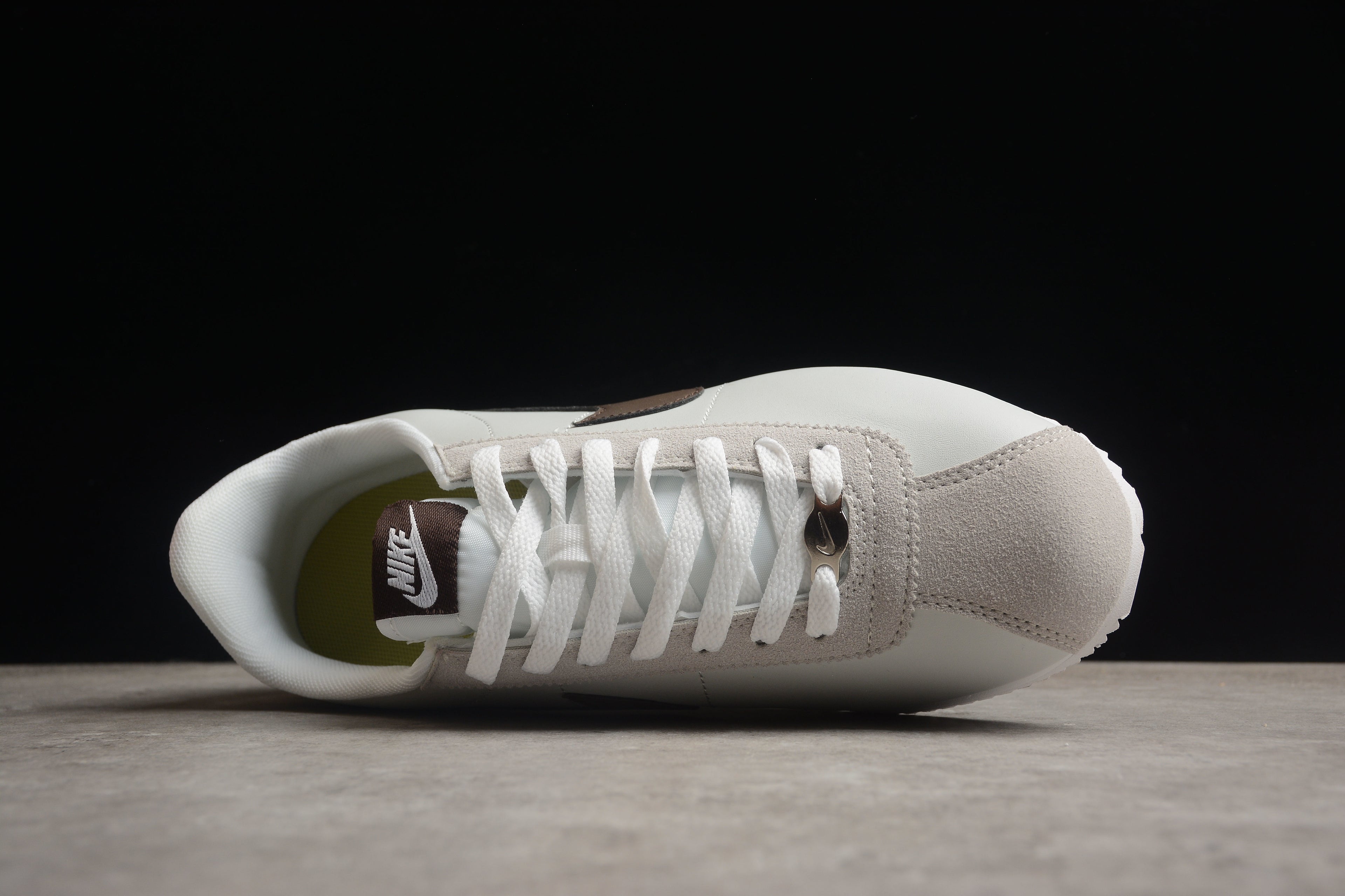 Cortez – Gris / Marrón