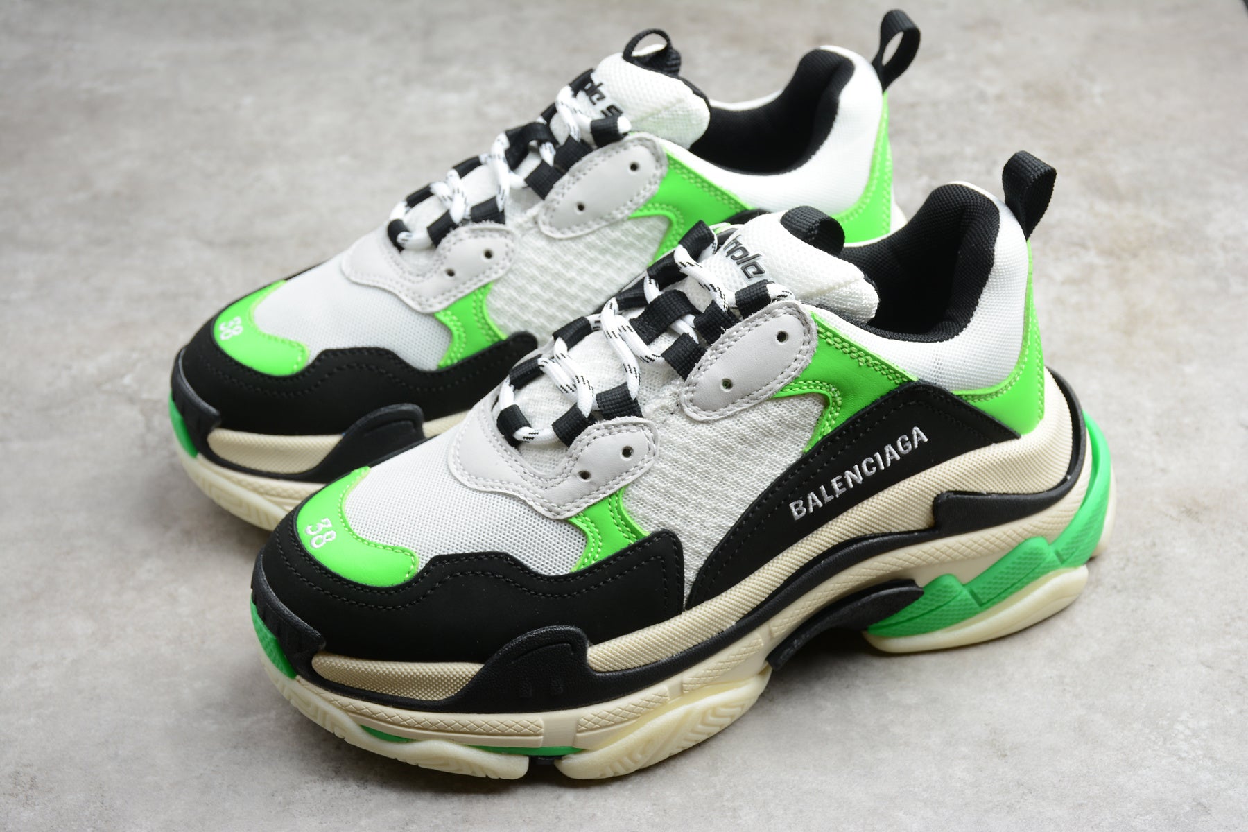 Balenciaga Triple S – Blanco / Verde