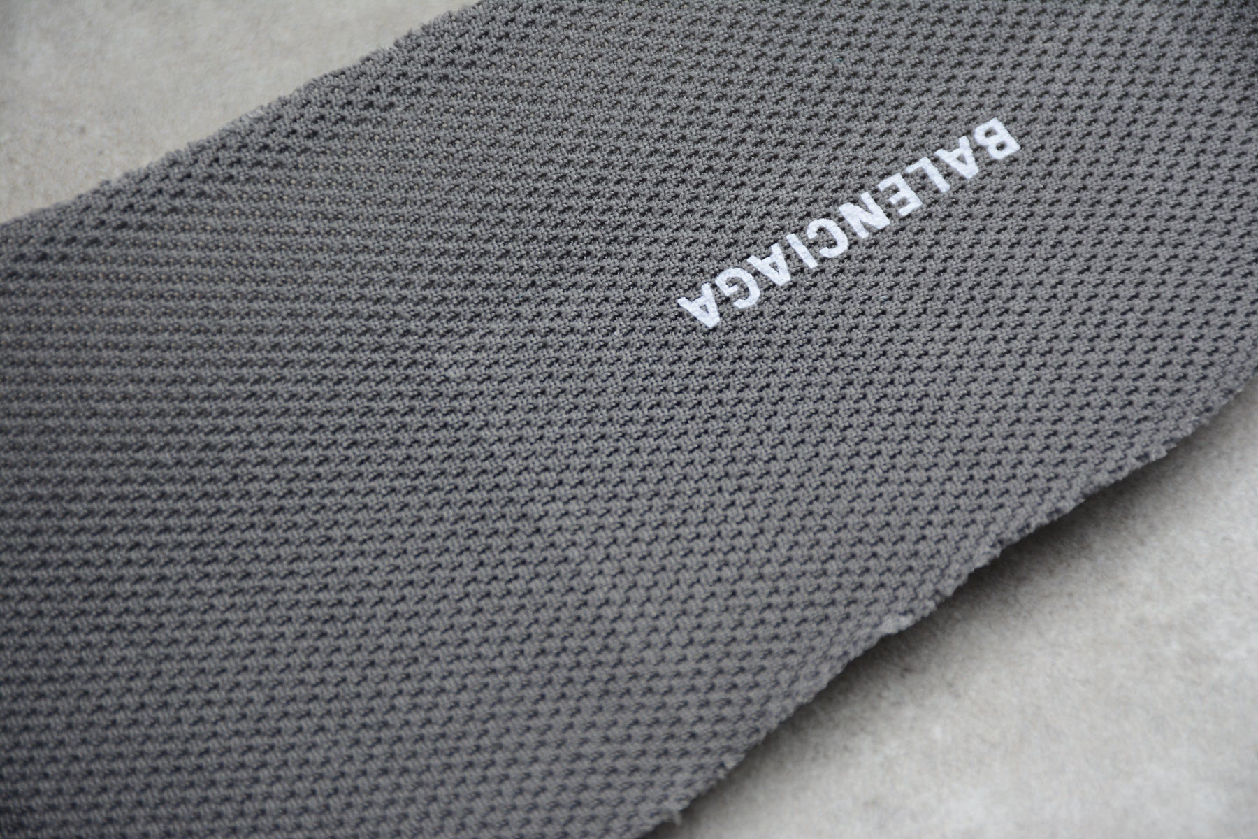 Balenciaga Track – Gris / Naranja