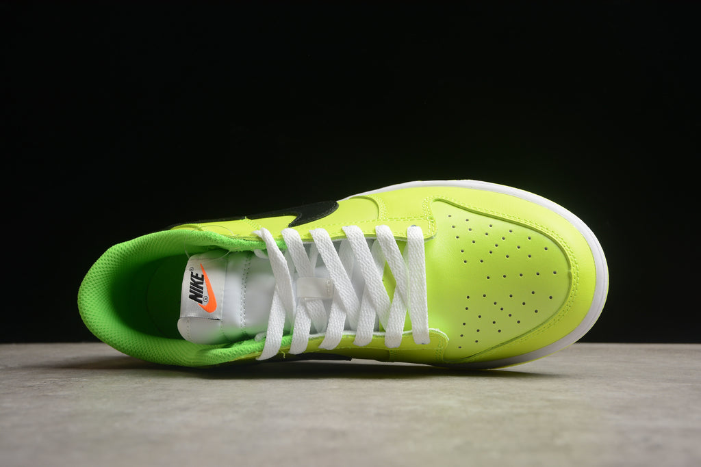 Dunk SB – Amarillo Fluorescente