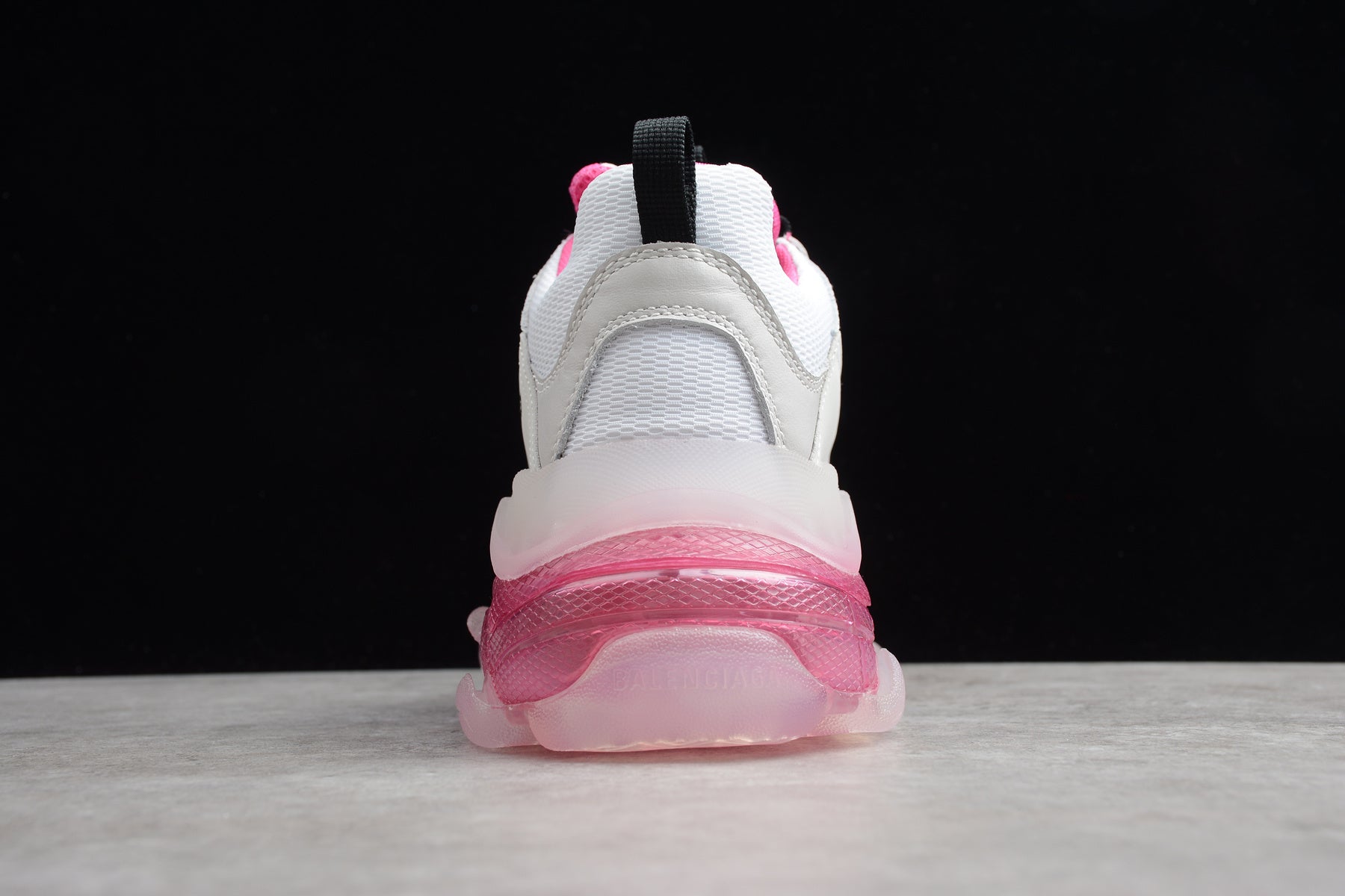 Balenciaga Triple S – Blanco / Rosa