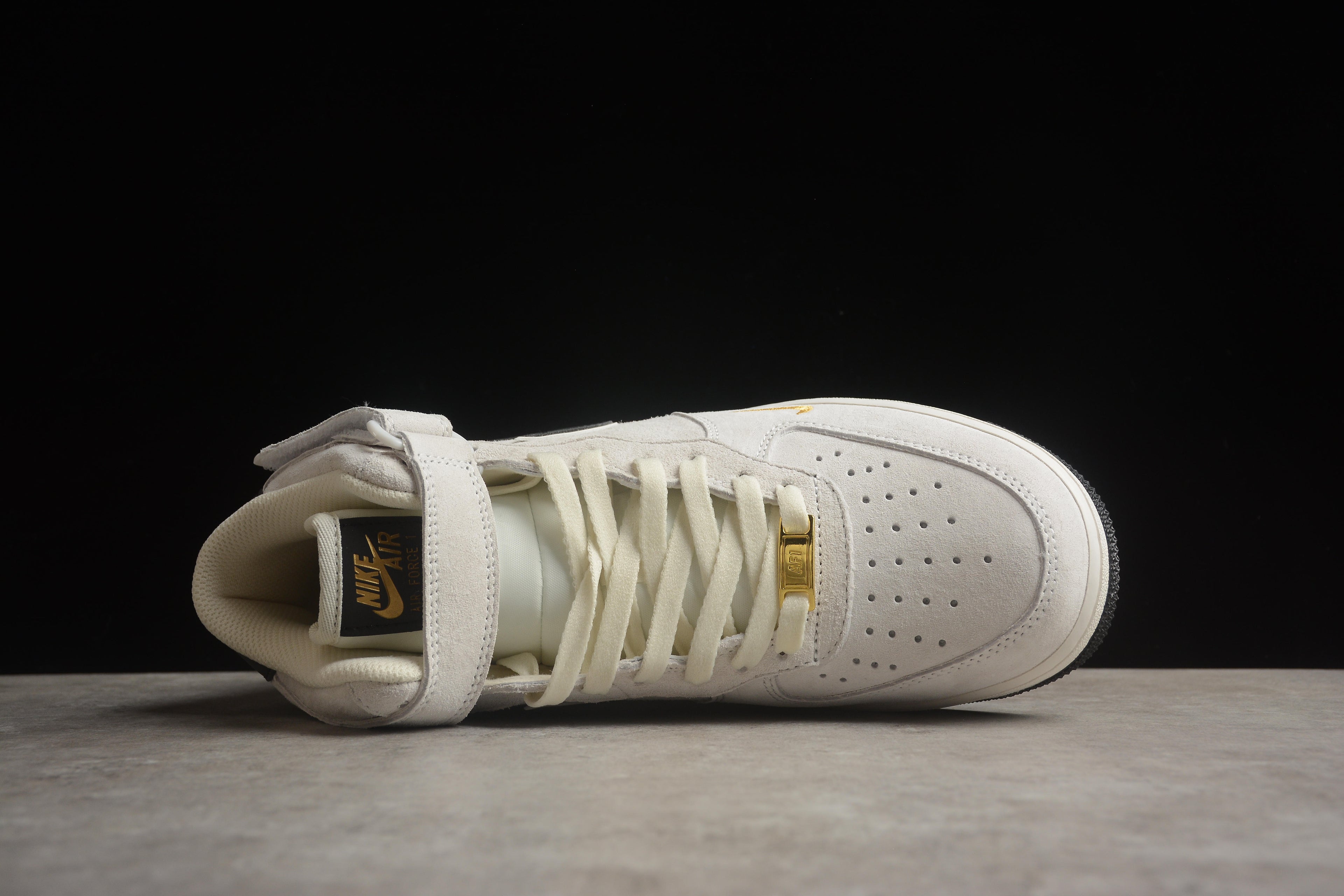 Air Force 1 High – Gris / Negro