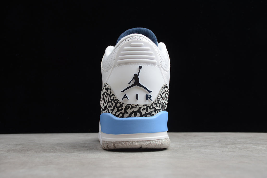 Air Jordan 3 – Blanco / Azul Claro