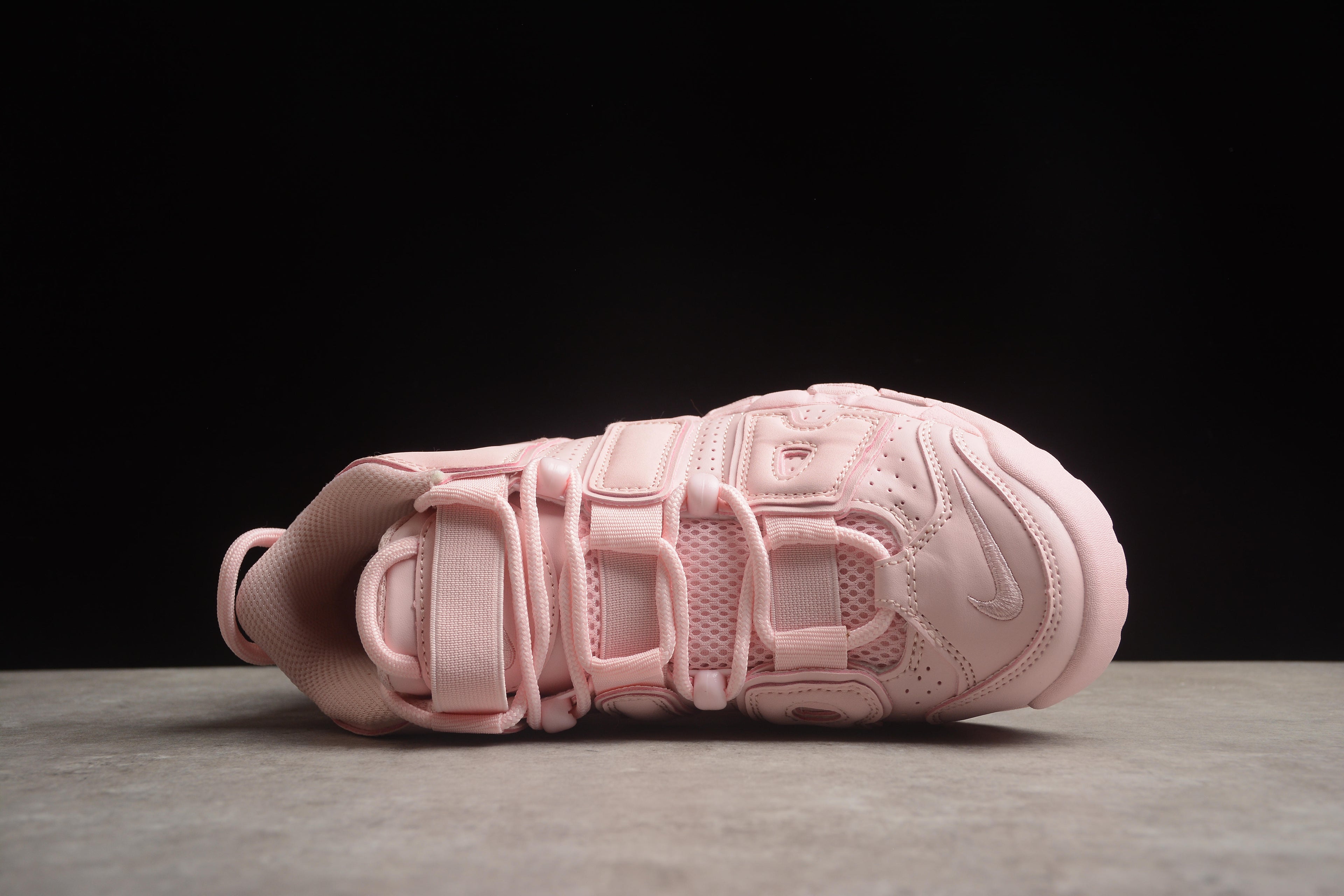 Air More Uptempo – Rosa