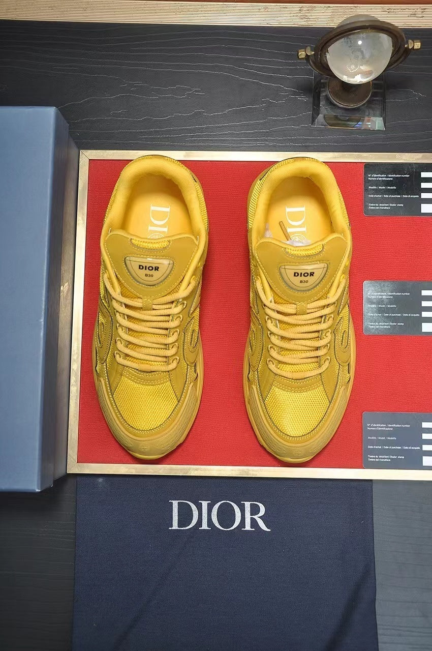 Dior B30 – Amarillo
