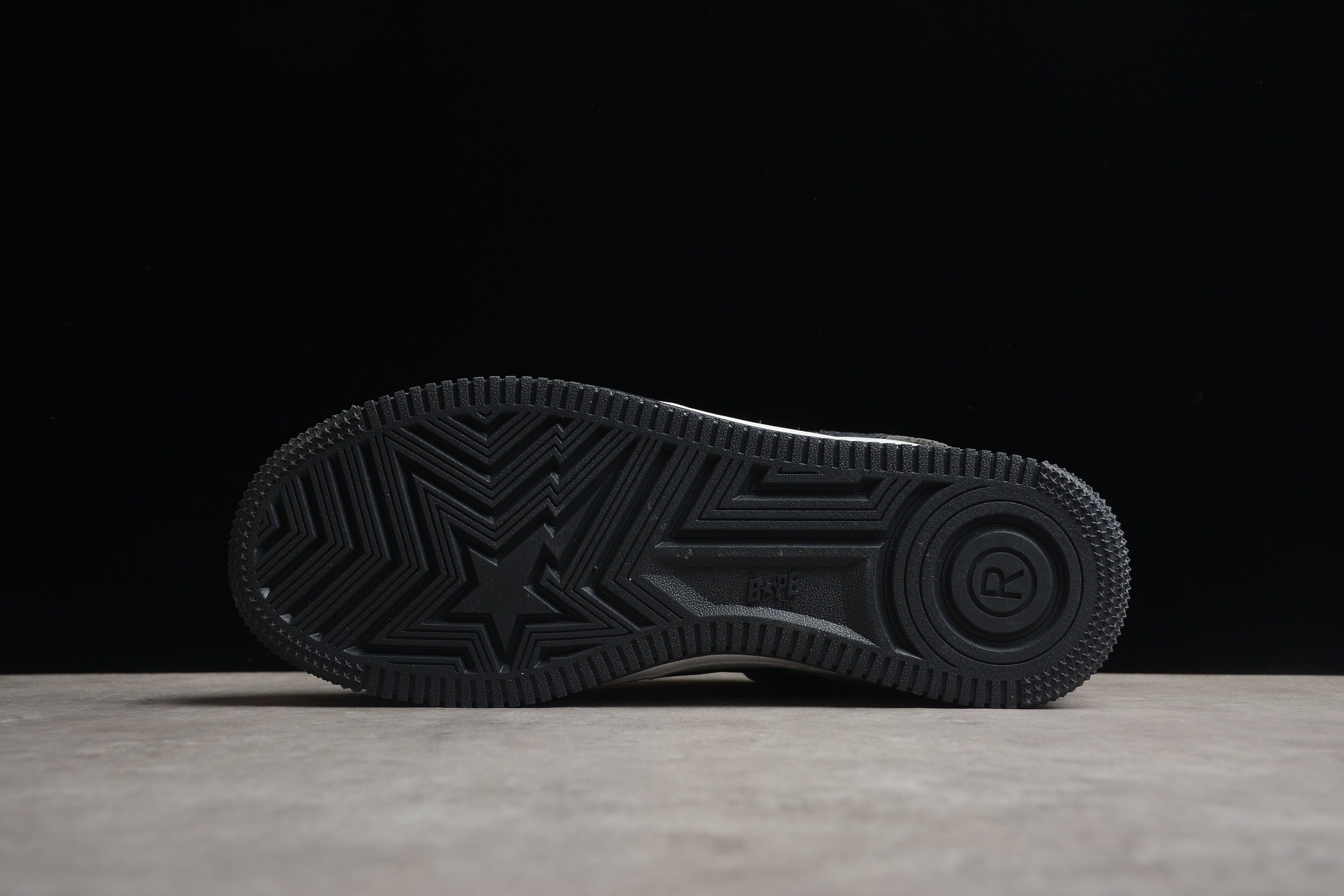 BAPE STA – Negro / Blanco Serpiente