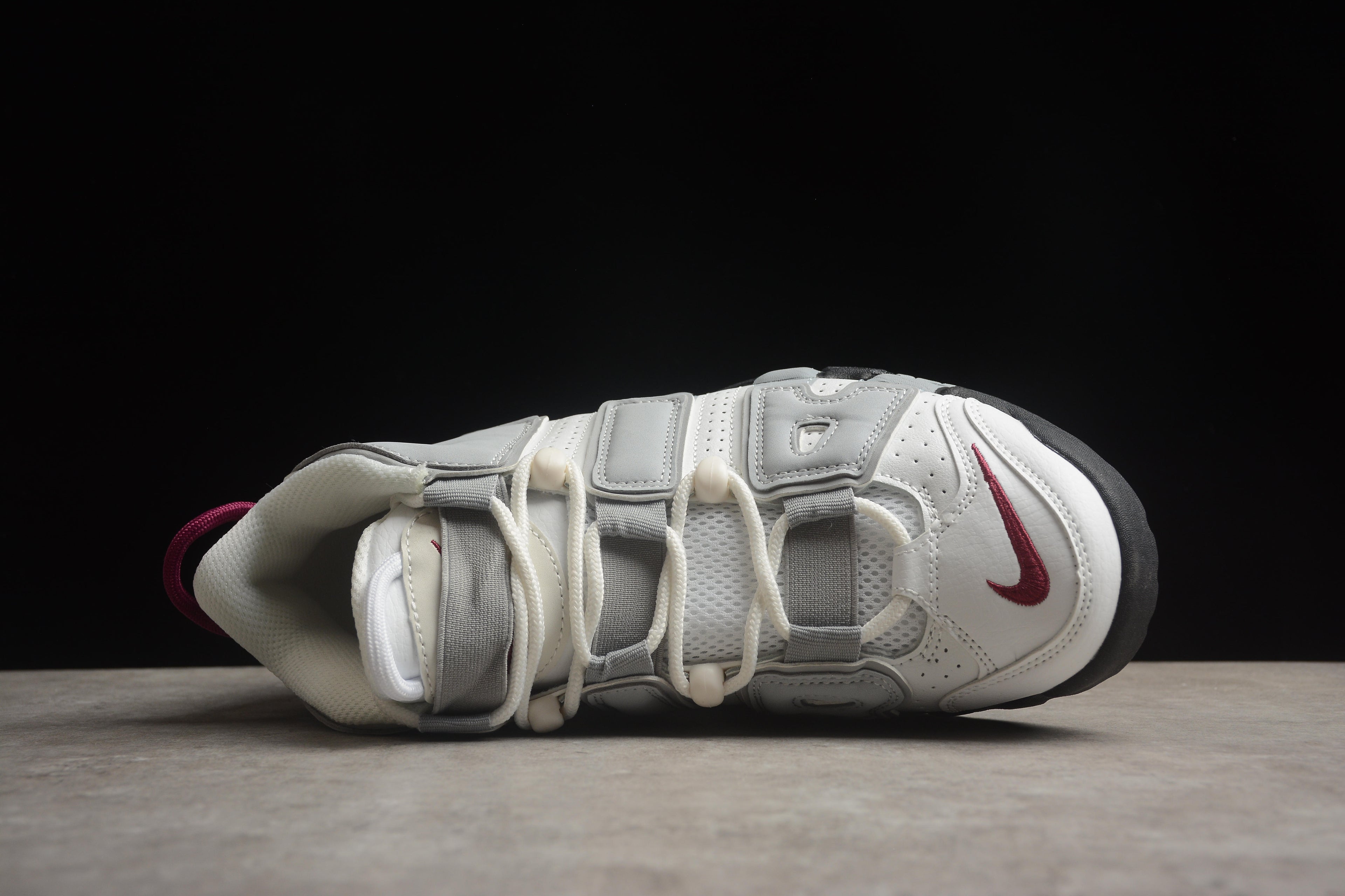 Air More Uptempo – Blanco / Gris
