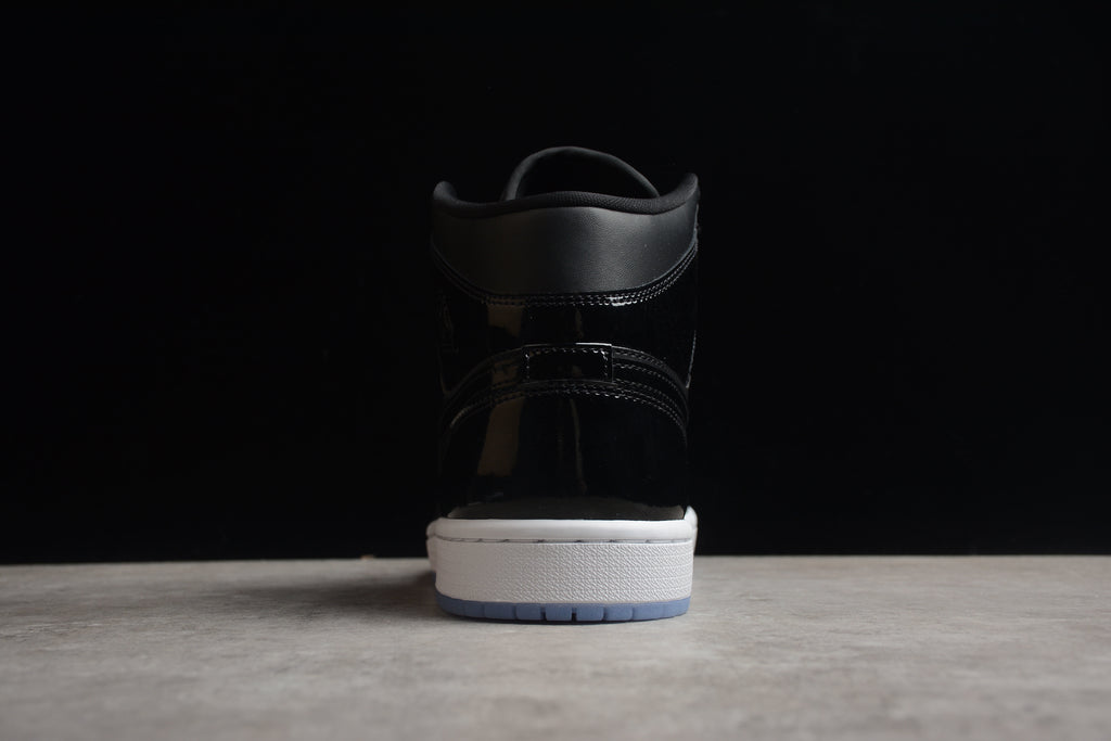 Air Jordan 1 Mid – Negro