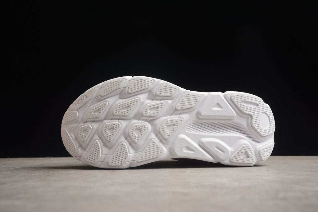 Hoka Clifton 9 – Blanco