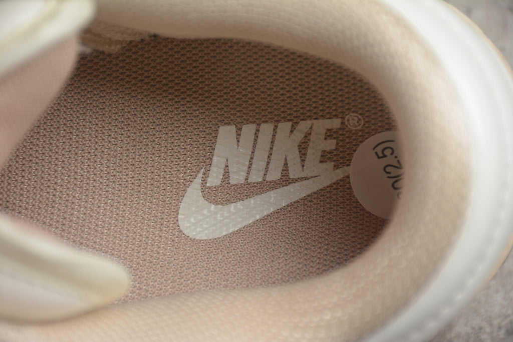 Dunk SB – Beigie / Blanco
