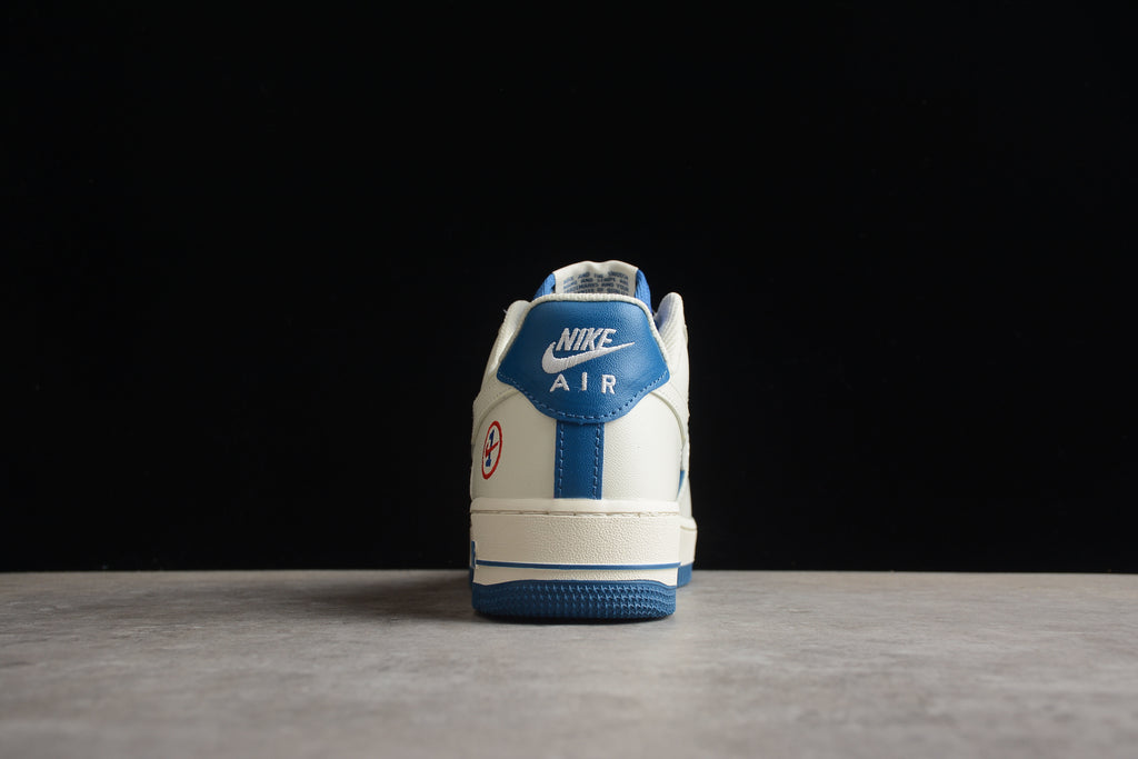 Air Force 1 Low – Azul Oscuro / Blanco