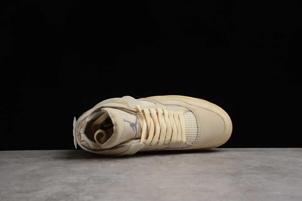 Air Jordan 4 – Beige