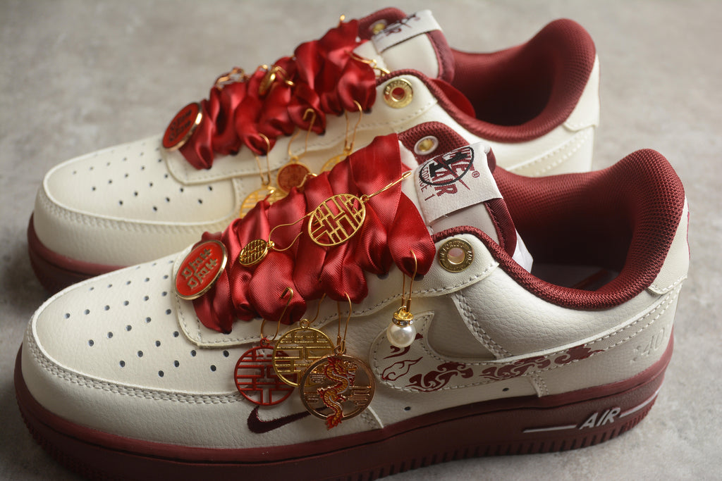 Air Force 1 Low – Blanco / Rojo