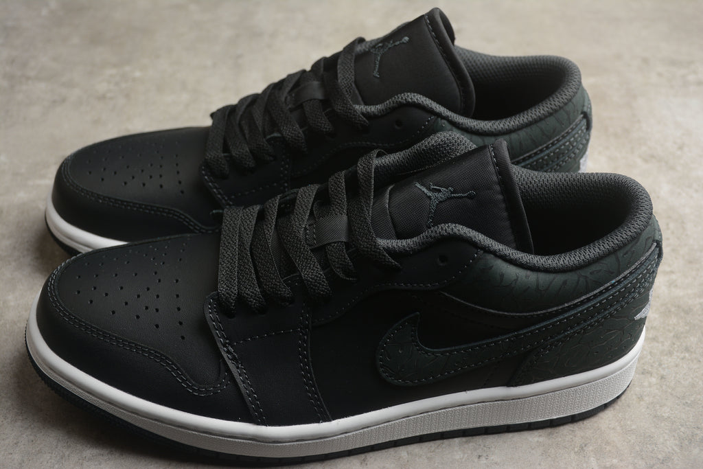 Jordan 1 Low – Negro