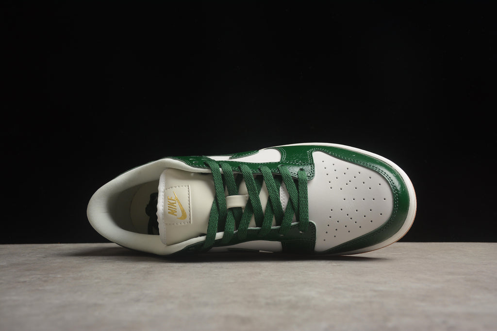 Dunk SB – Verde Oscuro / Blanco
