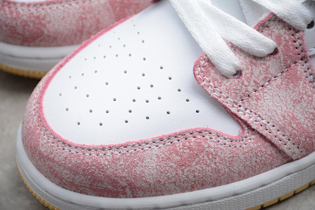 Jordan 1 Low – Rosa / Blanco / Negro