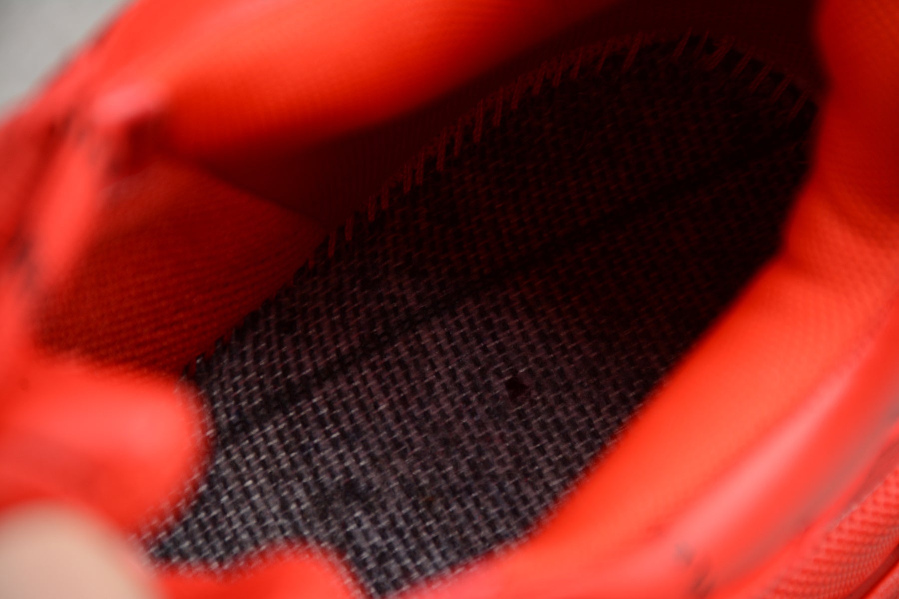 Balenciaga Triple S – Rojo