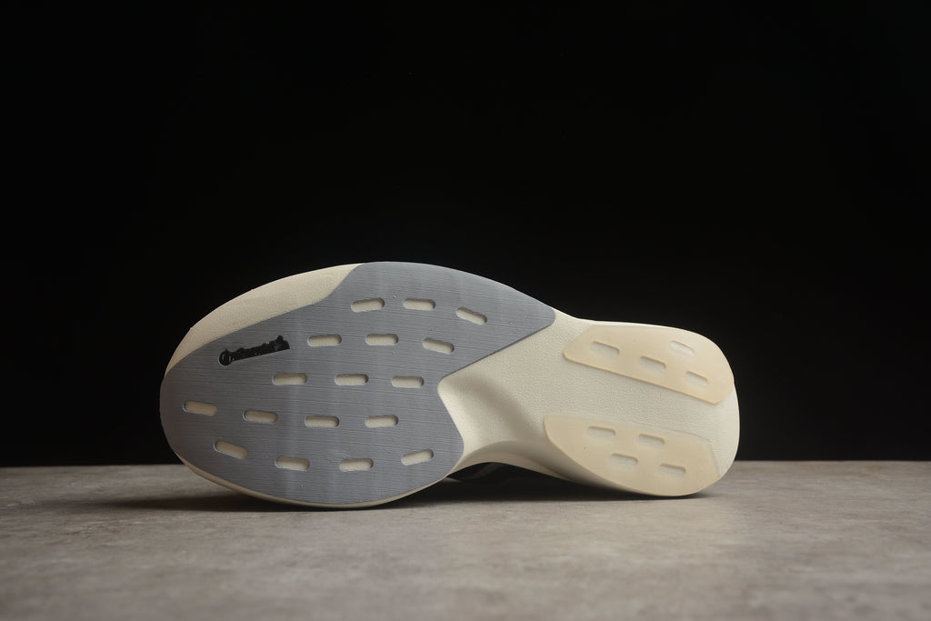 Adidas Adizero Evo SL – Blanco / Negro