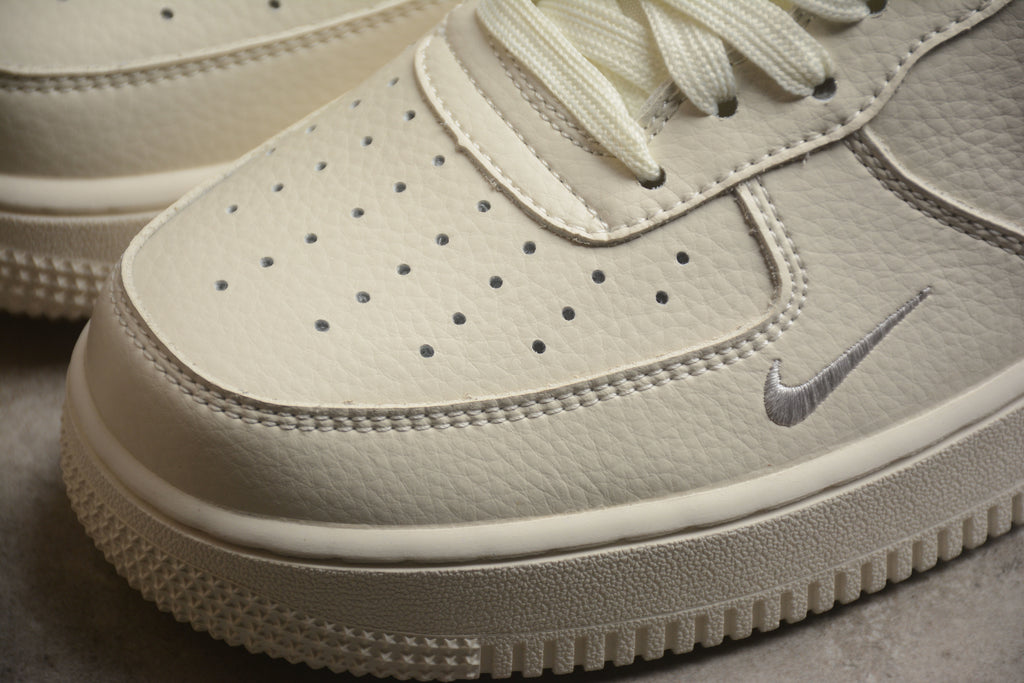 Air Force 1 Low – Beige / Gris