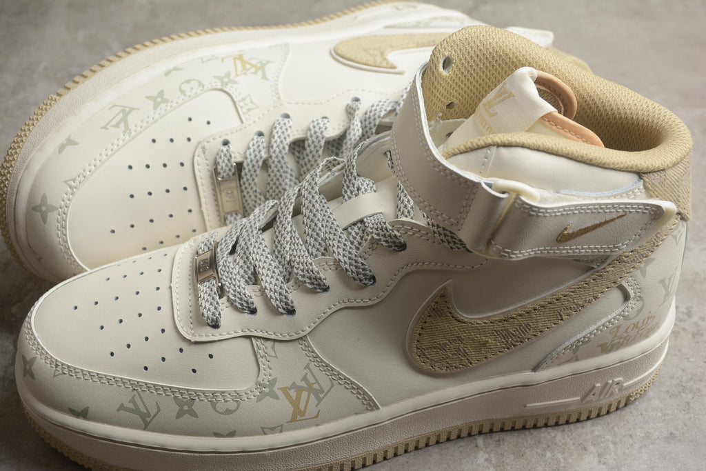 Air Force 1 High LV – Beige