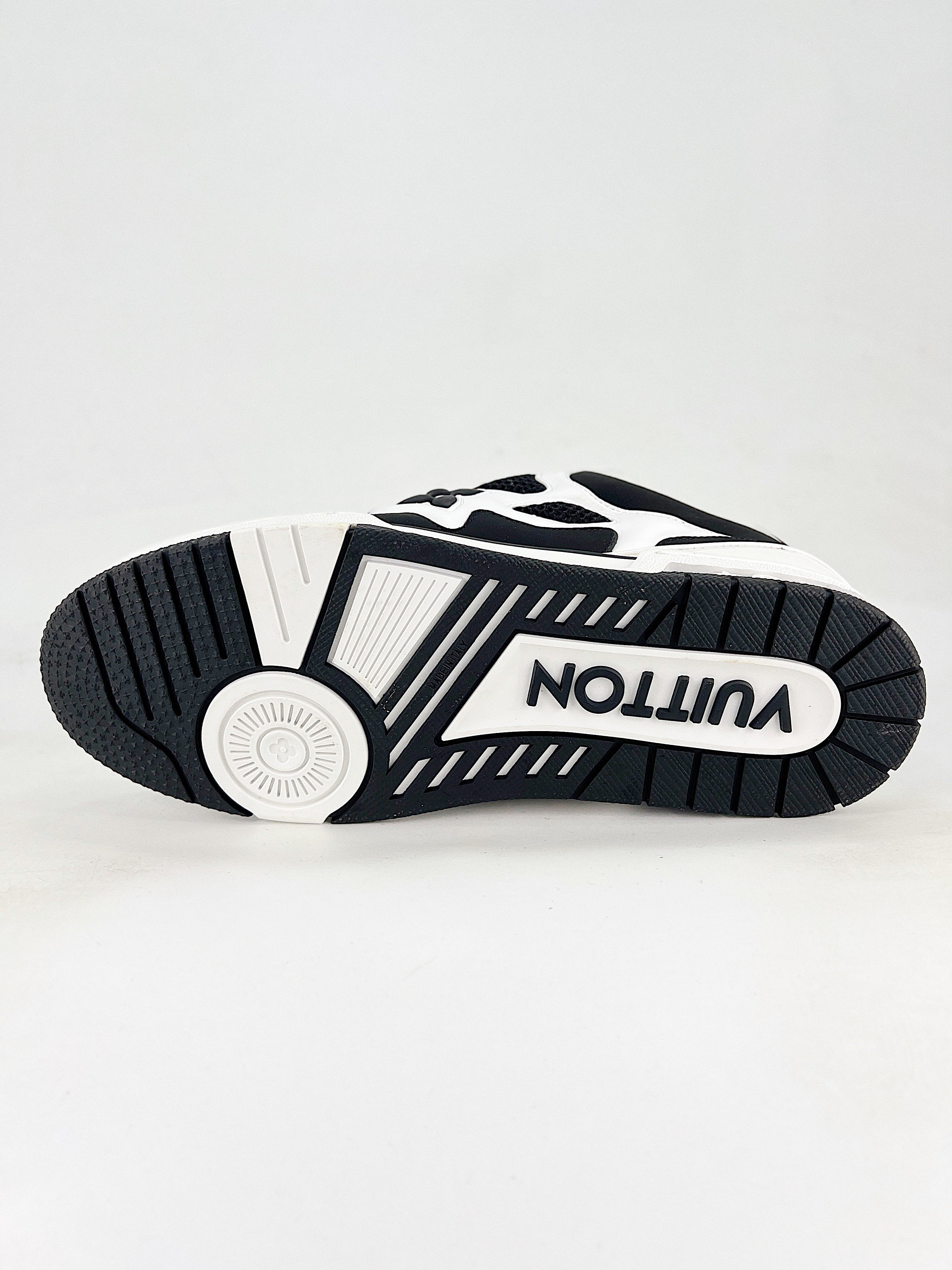 Louis Vuitton Skate – Monogram Negro