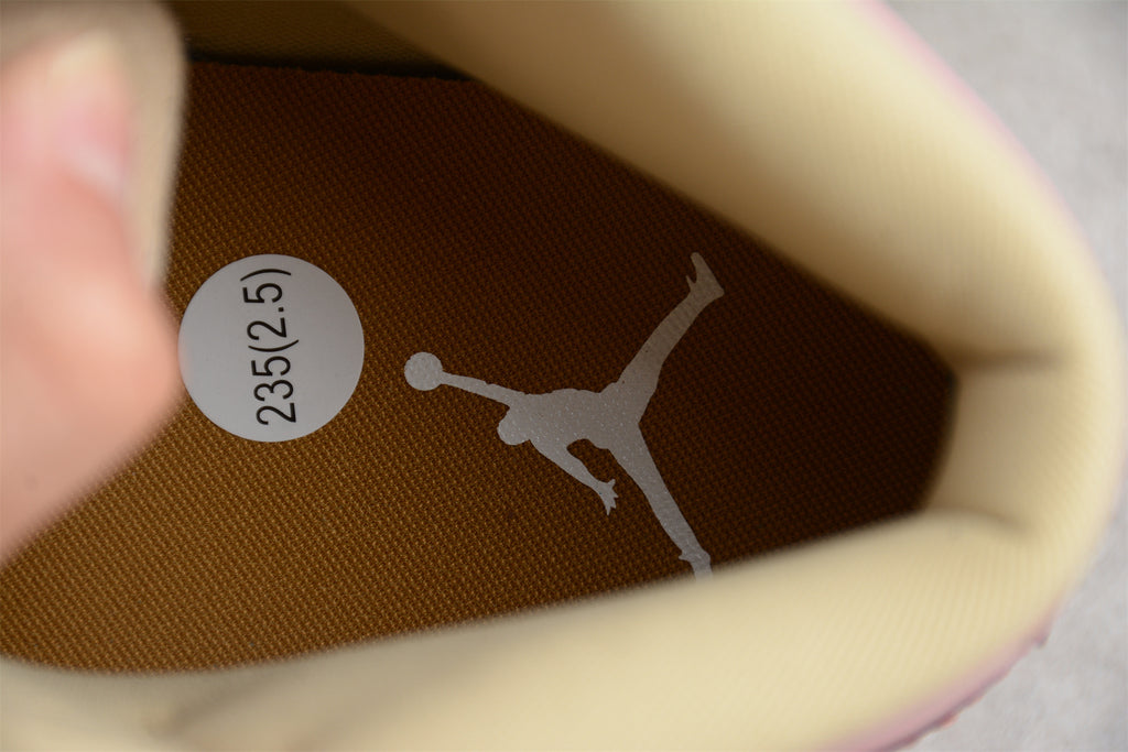Air Jordan 1 Mid – Tonos de Rosa