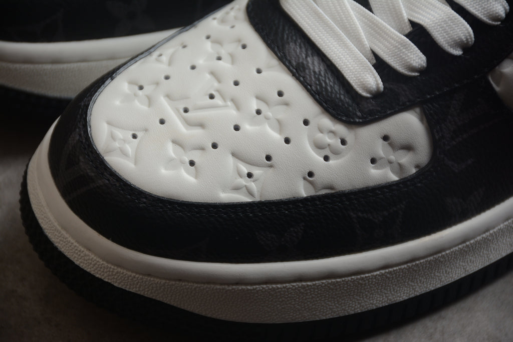 Air Force 1 Low LV – Blanco / Negro