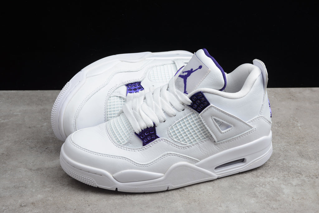 Air Jordan 4 – Blanco Chapas / Lila