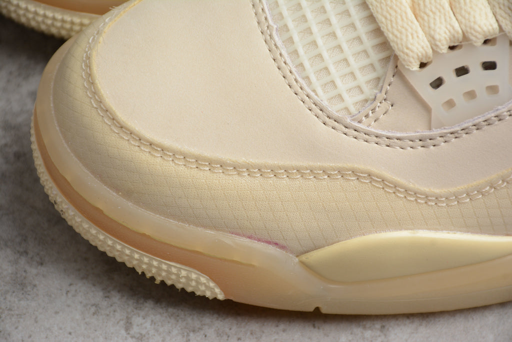 Air Jordan 4 – Beige