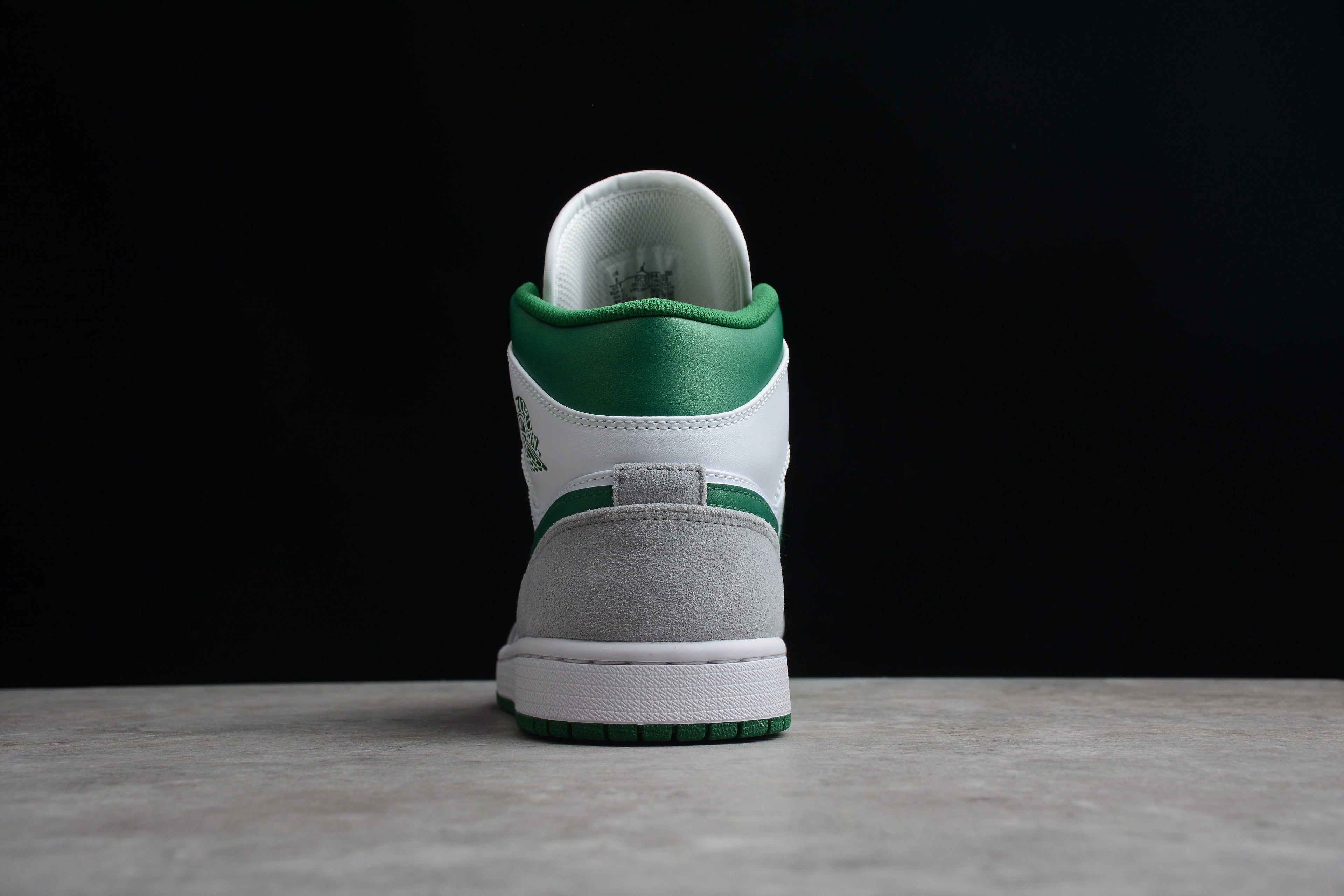 Air Jordan 1 Mid – Gris / Verde