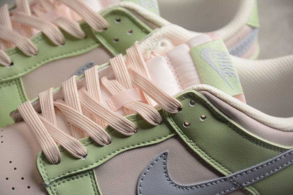 Dunk SB – Verde Claro / Rosa