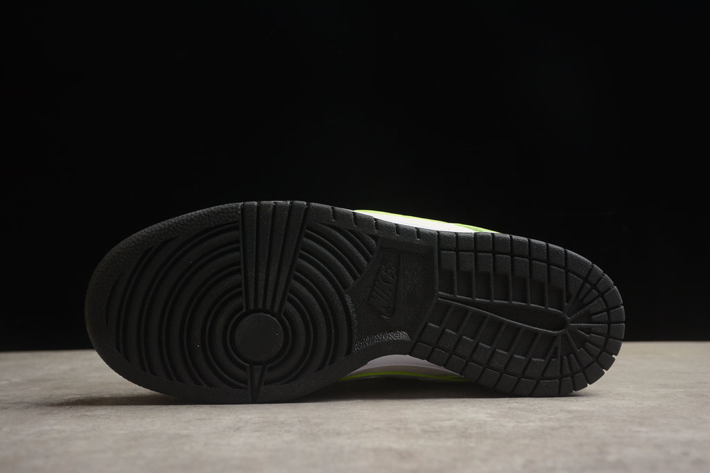 Dunk SB – Verde Claro / Beigie