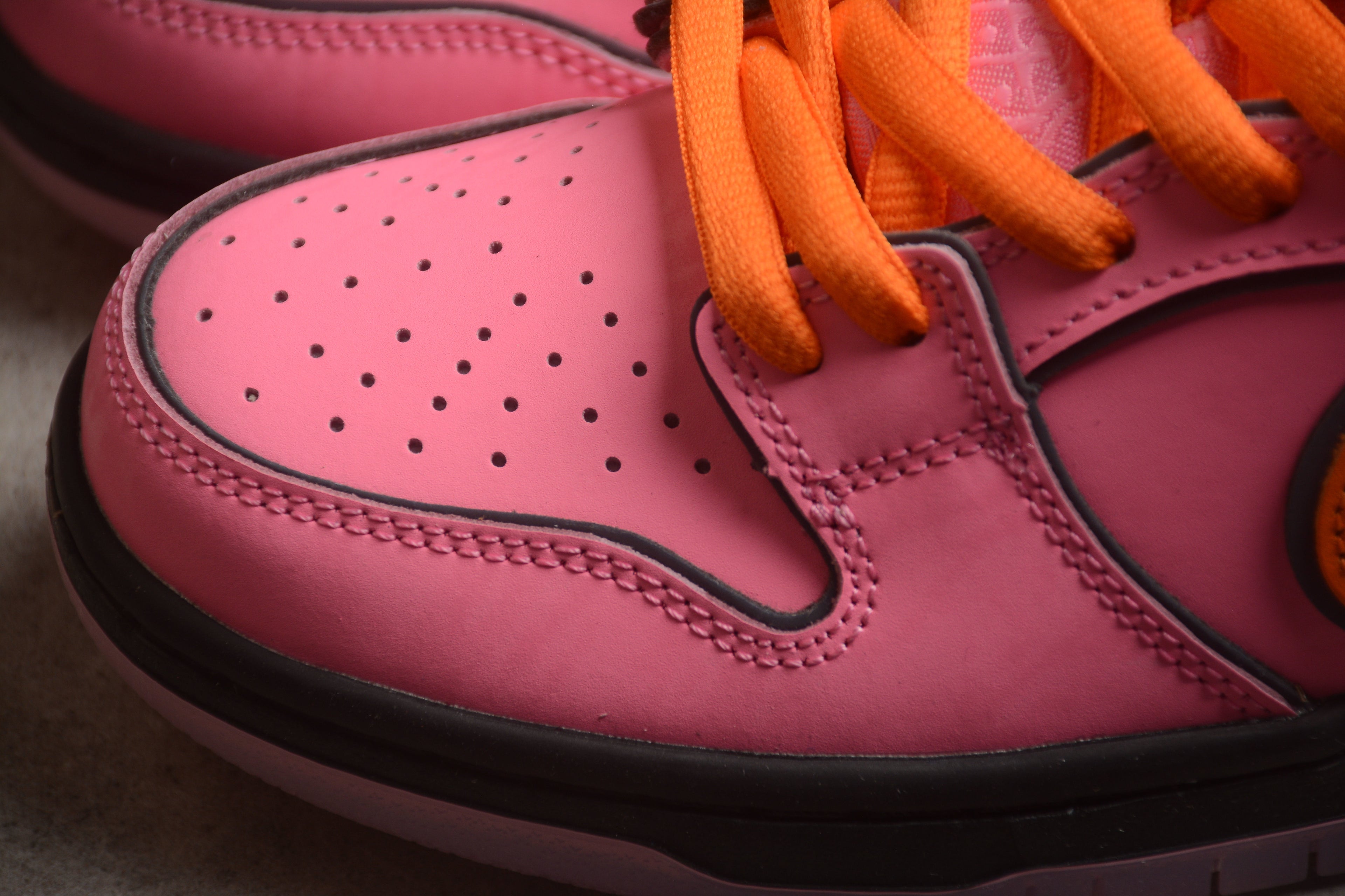 Dunk SB – Rosa / Naranja