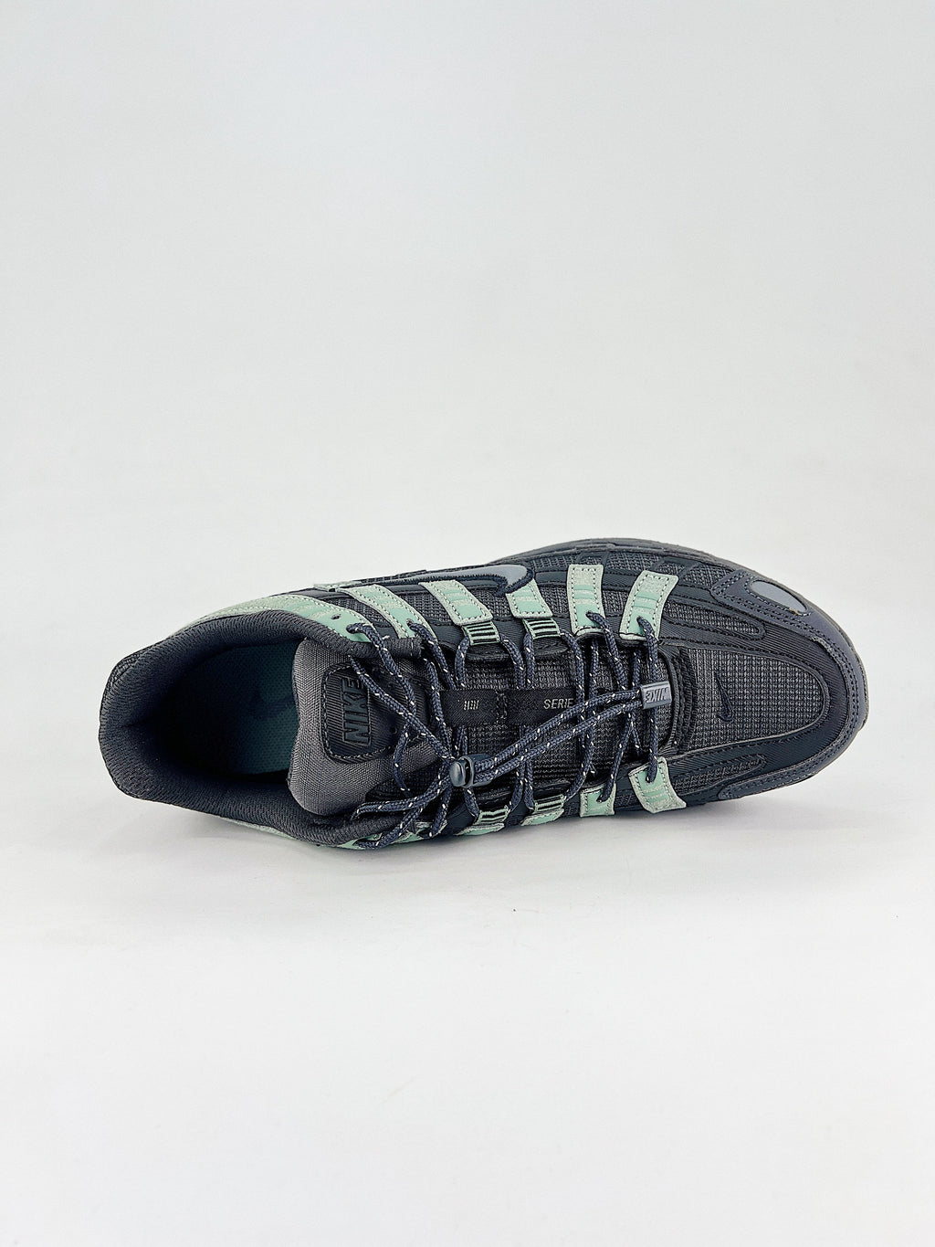 P-6000 – Gris Oscuro / Turquesa