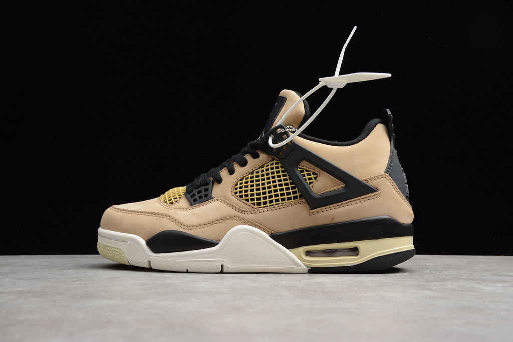 Air Jordan 4 – Beige / Dorado