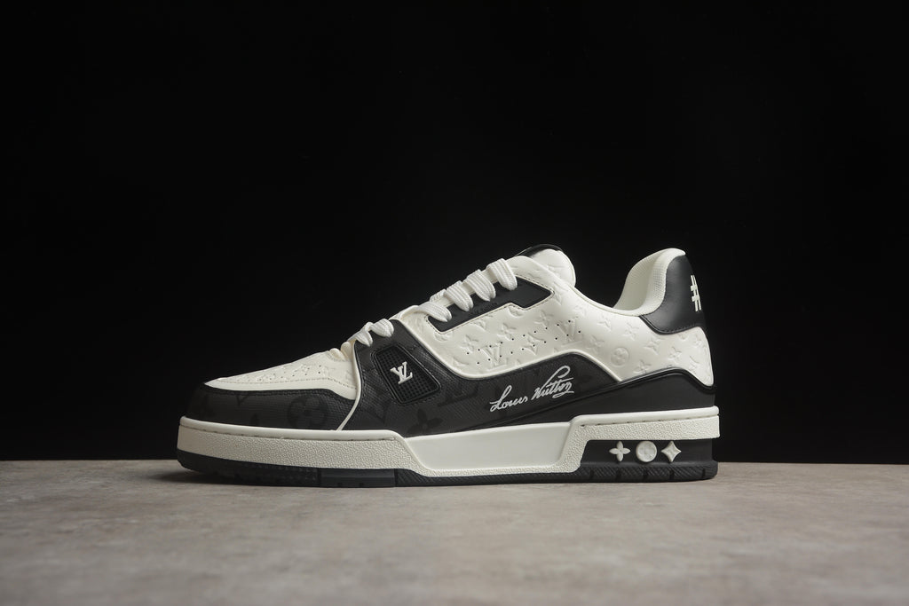 Louis Vuitton Trainer Low – Negro / Blanco