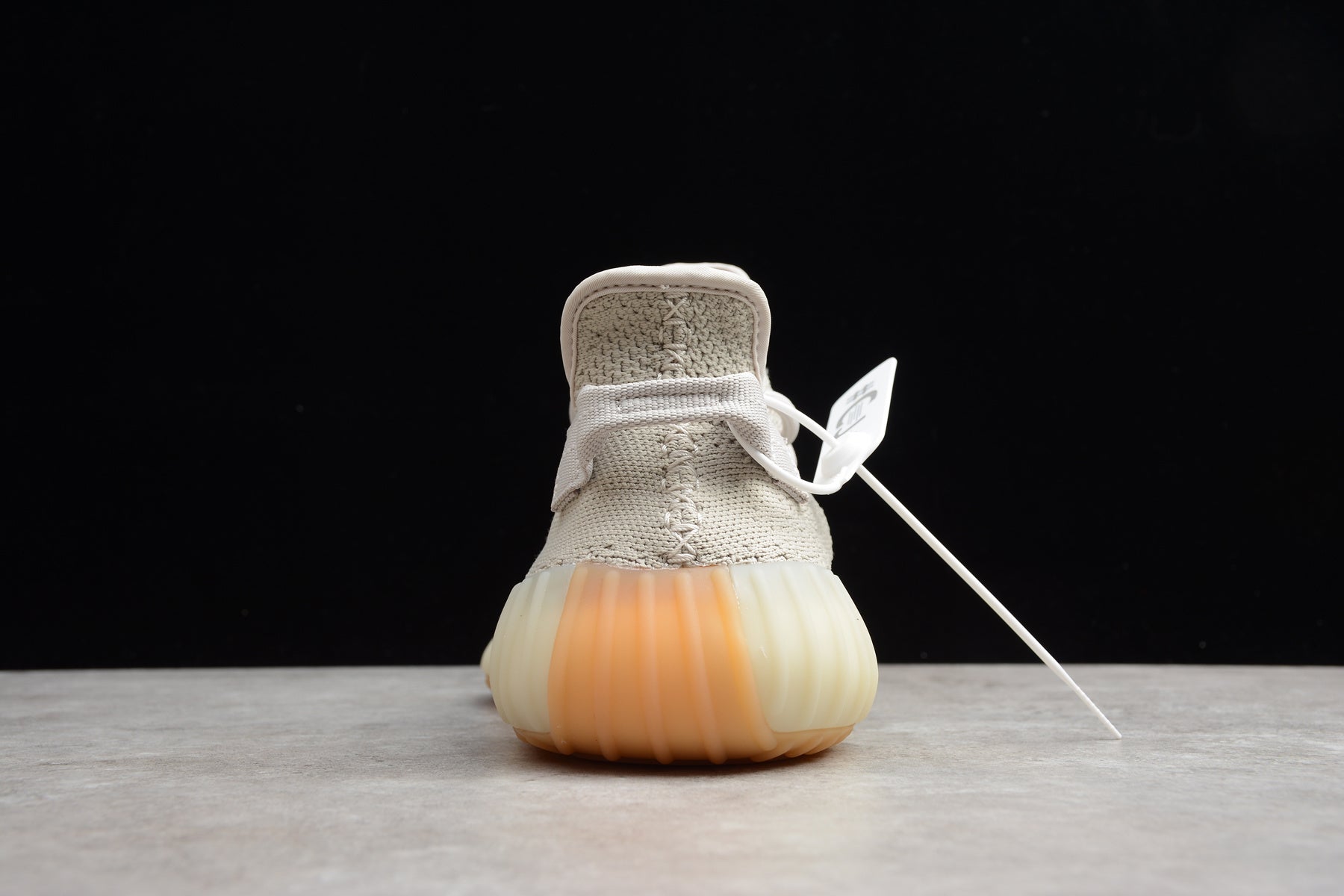 Adidas Yeezy 350 – Gris