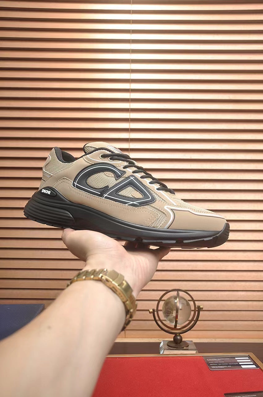 Dior B30 – Marrón / Negro