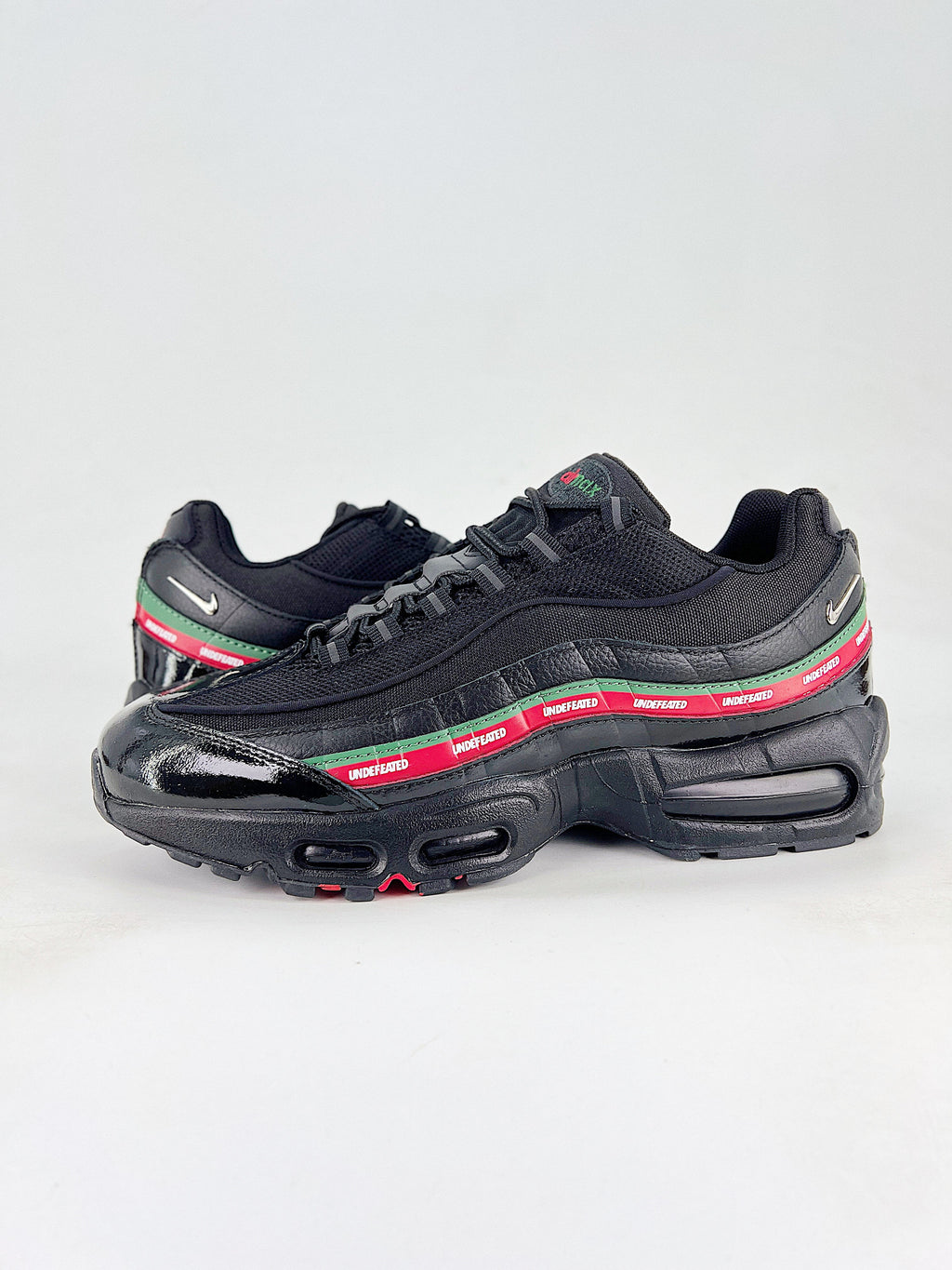 Air Max 95 – Negro / Rojo