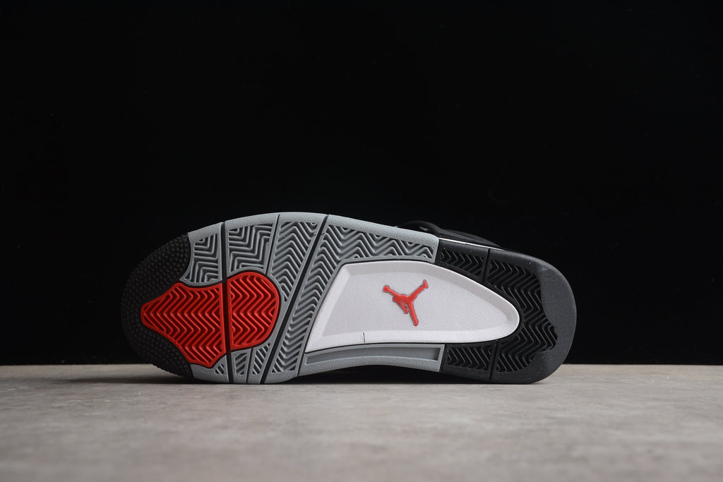 Air Jordan 4 – Negro / Gris
