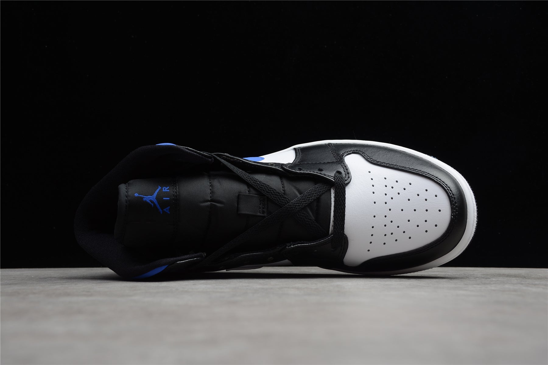 Air Jordan 1 Mid – Negro / Azul