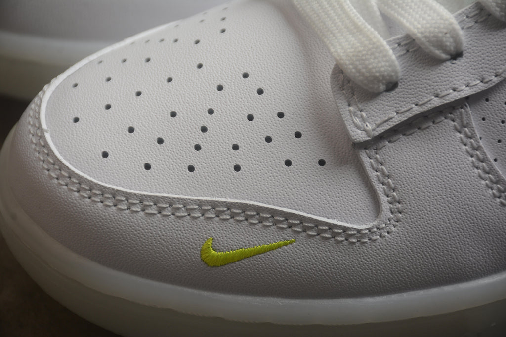 Dunk SB – BAPE Blanco