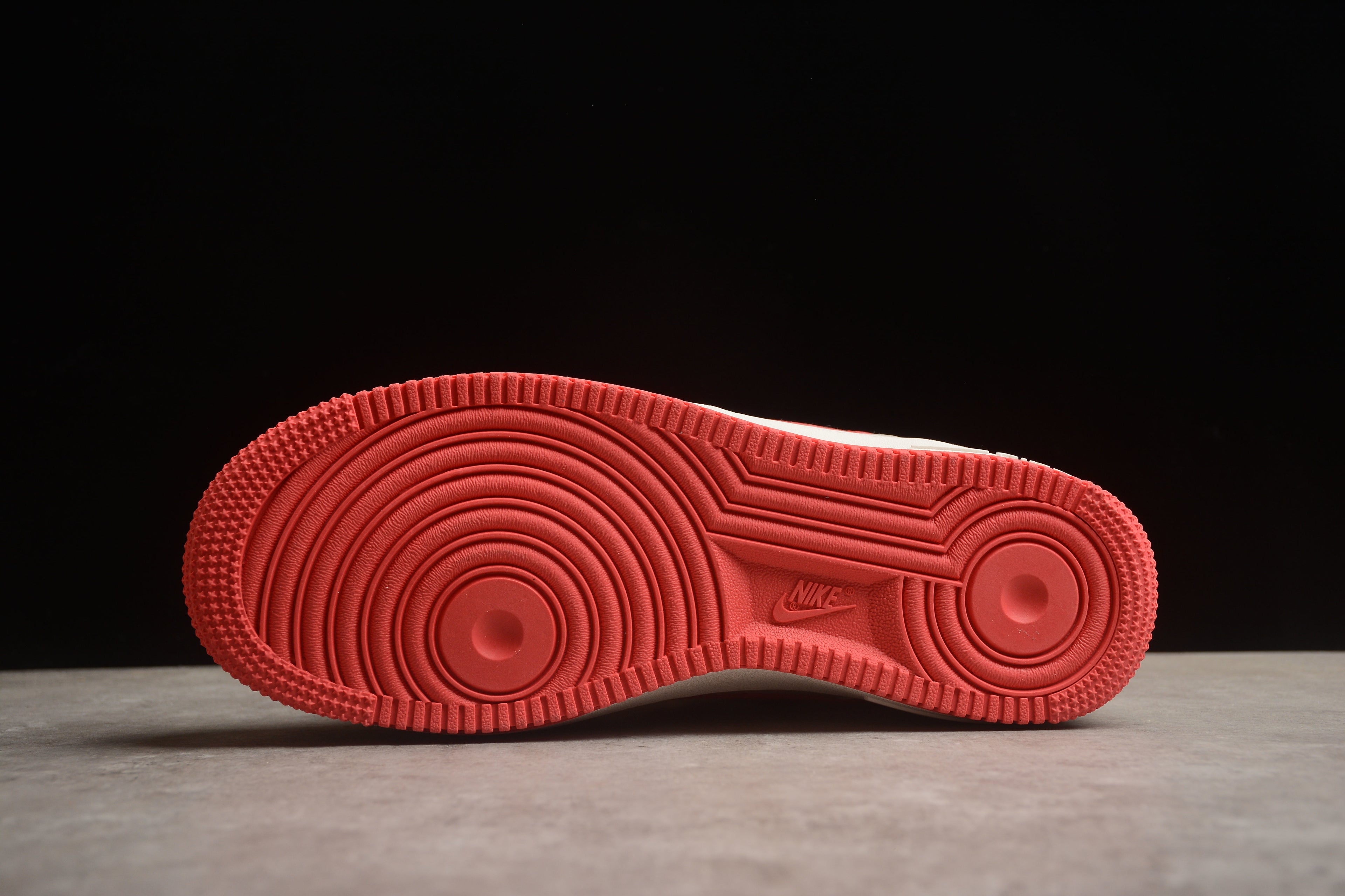 Air Force 1 Low – Gris / Rojo