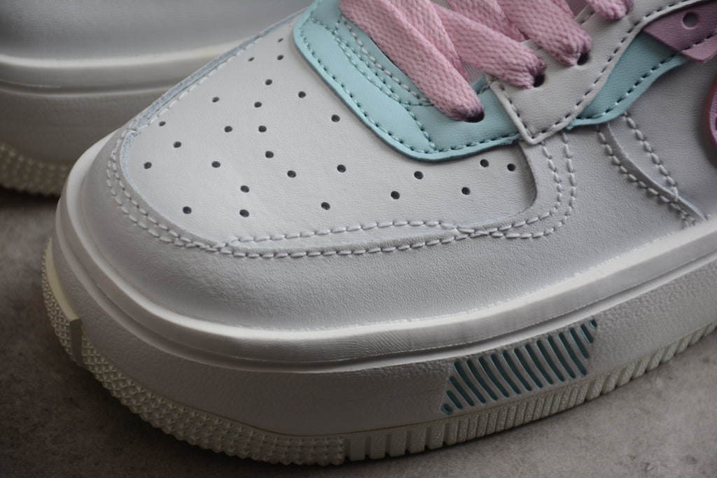 Air Force 1  – Blanco / Rosa / Azul